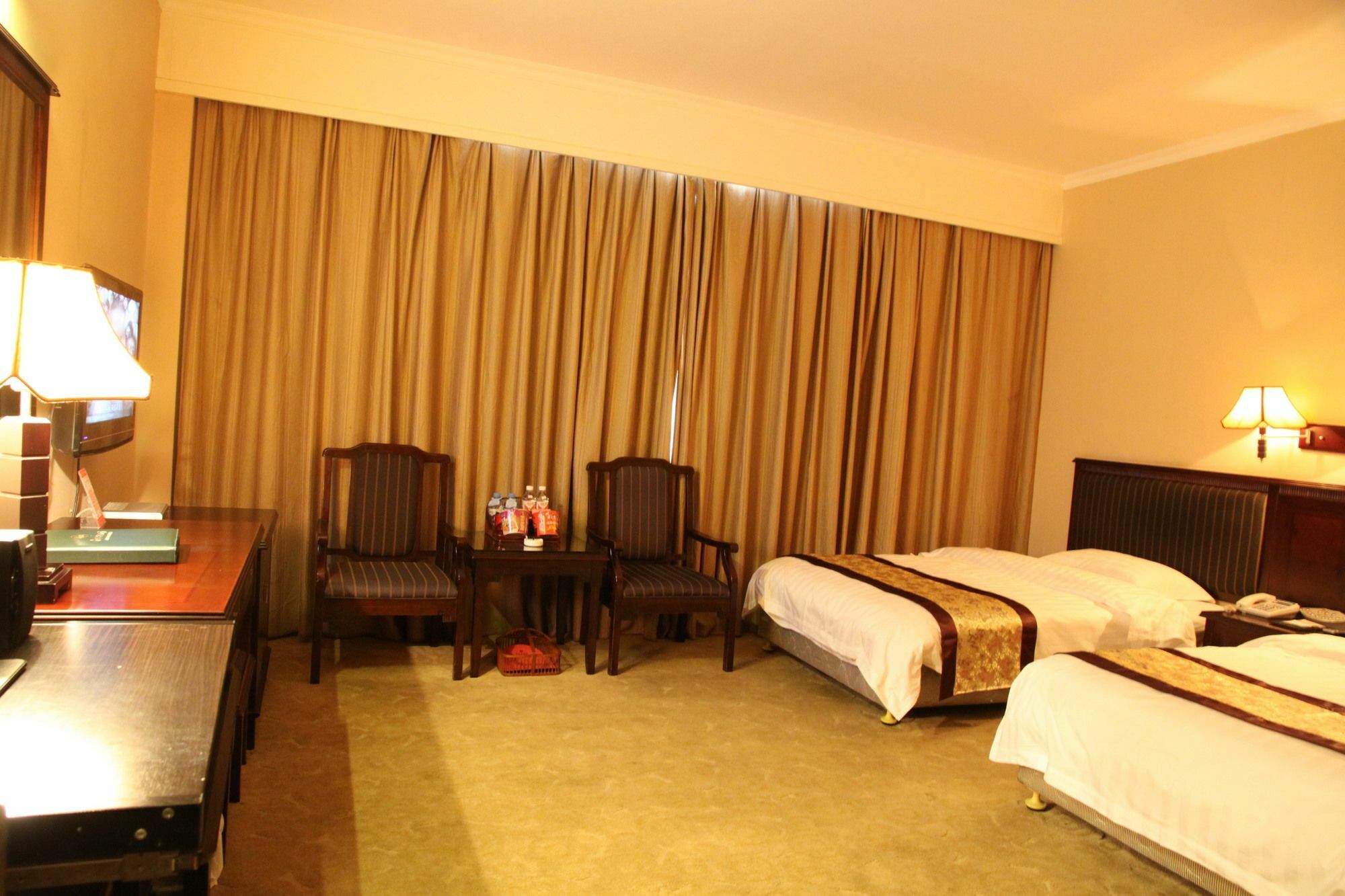 Nantian Grand Hotel Liuzhou Exterior foto
